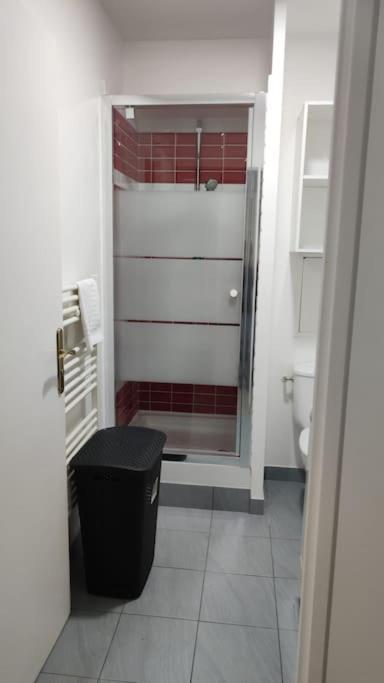 Studio - 1 Min Rer - 10Min Disney & 30 Min Paris - Free Parking & Wifi Bussy-Saint-Georges Exterior foto