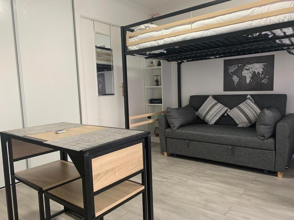 Studio - 1 Min Rer - 10Min Disney & 30 Min Paris - Free Parking & Wifi Bussy-Saint-Georges Exterior foto